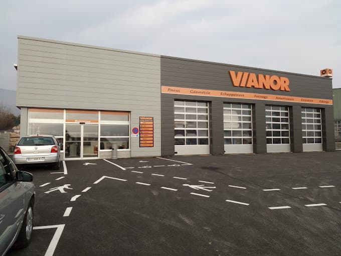 Vue extérieure du centre VHU agréé 4As pièces auto à VALSERHONE (Ain)