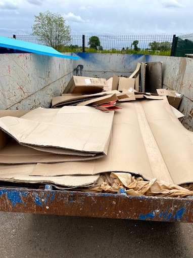 Perron environnement à SAINT-TRIVIER-DE-COURTES — Photo 3 du centre VHU agréé Ain