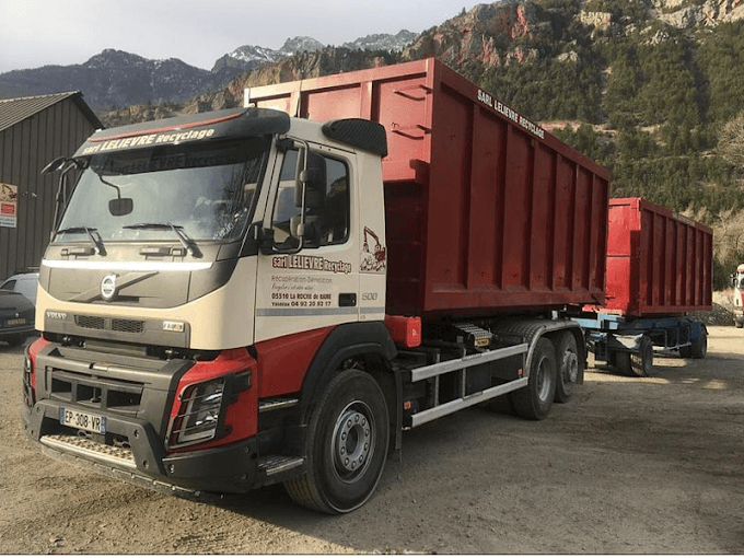 LELIEVRE RECYCLAGE à LA ROCHE-DE-RAME — Photo 4 du centre VHU agréé Hautes-Alpes