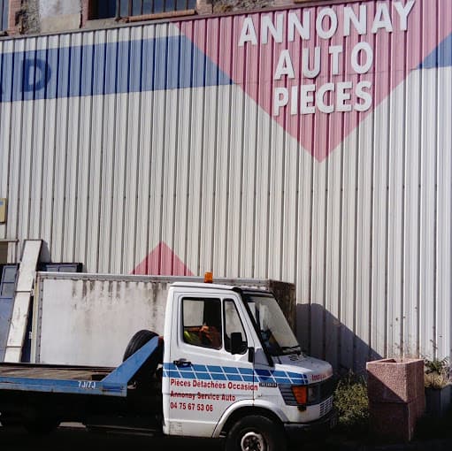 Parc de véhicules hors d'usage chez Annonay Service Auto, centre agréé à ANNONAY