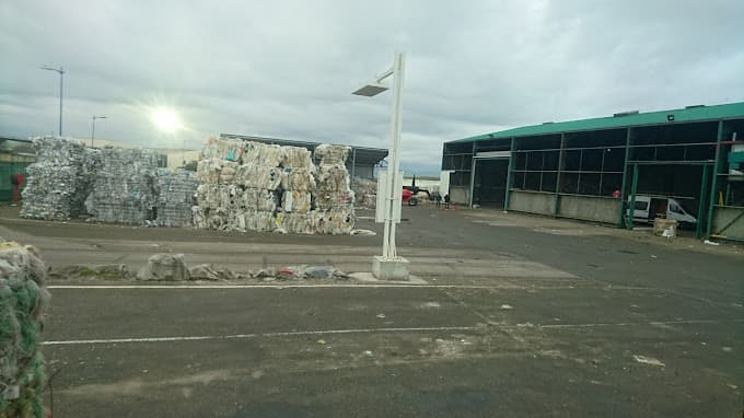 Vue extérieure du centre VHU agréé Plancher Environnement à LAVILLEDIEU (Ardèche)