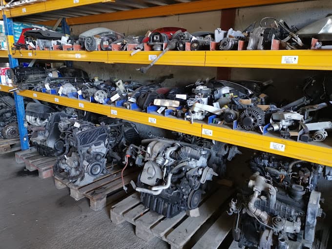 Vue extérieure du centre VHU agréé Edecimo Récupération à VARILHES (Ariège)