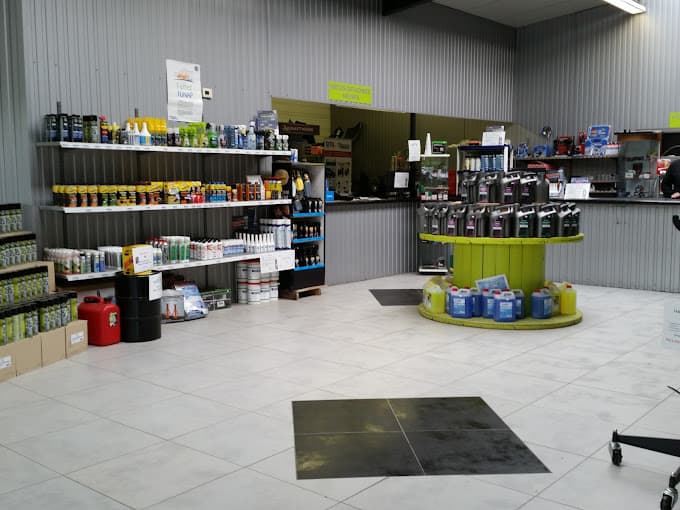 Parc de véhicules hors d'usage chez Auto Pièces Troyennes, centre agréé à BARBEREY-SAINT-SULPICE