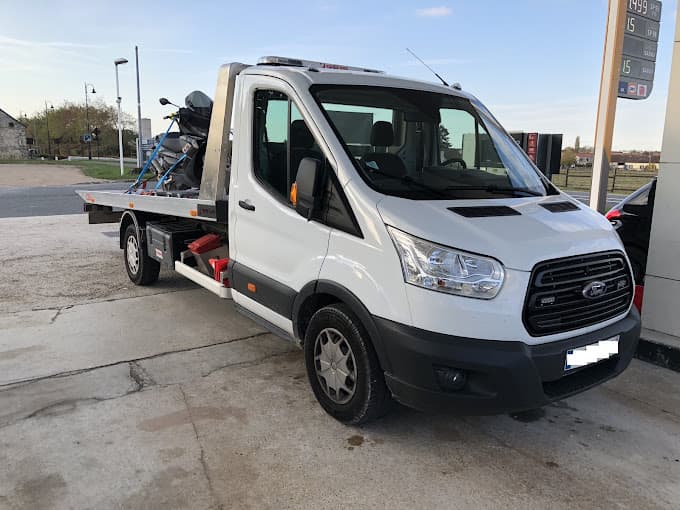 Vue extérieure du centre VHU agréé RDS RECYCLING à ROMILLY-SUR-SEINE (Aube)