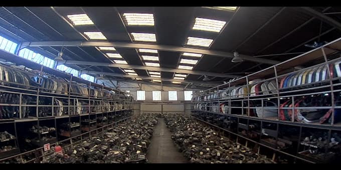 Surplus Autos à VITROLLES — Photo 5 du centre VHU agréé Bouches-du-Rhône