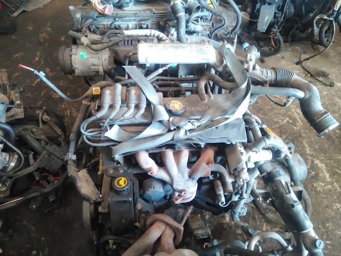 Vue extérieure du centre VHU agréé Auto-Crac à VITROLLES (Bouches-du-Rhône)