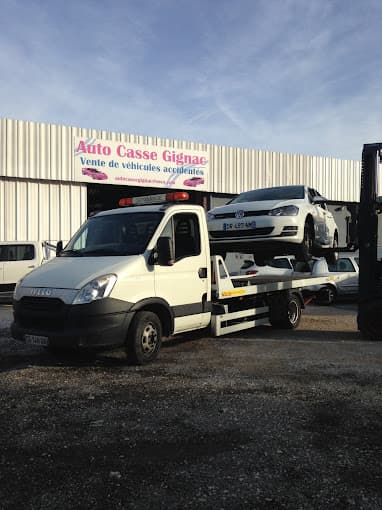 Parc de véhicules hors d'usage chez Auto Casse Gignac, centre agréé à GIGNAC-LA-NERTHE