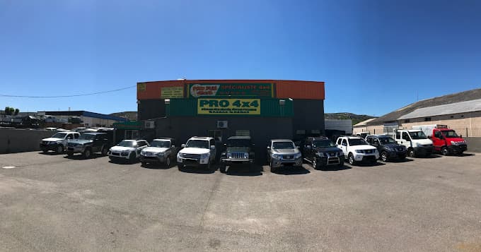 Parc de véhicules hors d'usage chez PRO FUN 4X4, centre agréé à GIGNAC-LA-NERTHE