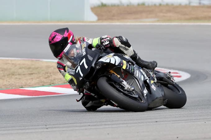 Parc de véhicules hors d'usage chez Dépa Moto, centre agréé à MARSEILLE 14