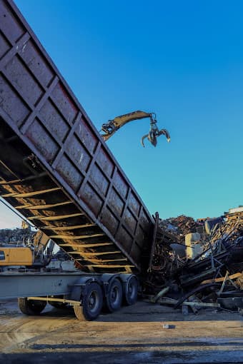 MB Recyclage - MUSCINESI à VITROLLES — Photo 3 du centre VHU agréé Bouches-du-Rhône