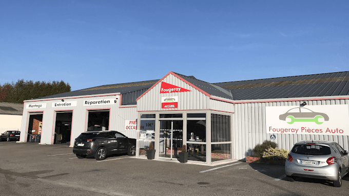 Vue extérieure du centre VHU agréé Fougeray Pièces Auto à HERMIVAL-LES-VAUX (Calvados)