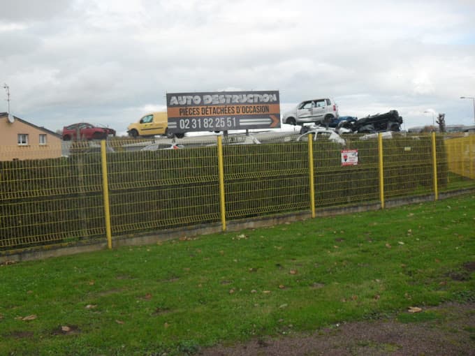 Vue extérieure du centre VHU agréé Auto Destruction à GIBERVILLE (Calvados)