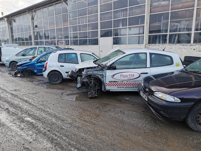Pièces Auto 16 à ANGOULEME — Photo 3 du centre VHU agréé Charente