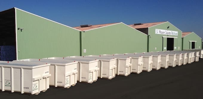 Vue extérieure du centre VHU agréé William Sabatier Recyclage à BALZAC (Charente)