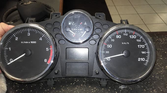 Autos Pièces Sylvain à AYTRE — Photo 4 du centre VHU agréé Charente-Maritime