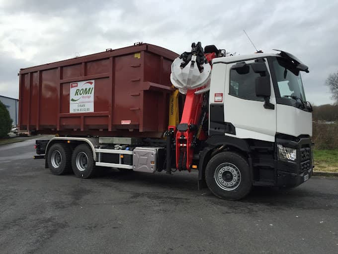 Vue extérieure du centre VHU agréé ROMI Bretagne - Agence de Rennes à RENNES (Côtes-d'Armor)