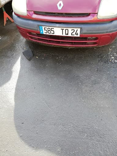 Flash Auto Vingt Quatre à MARSAC SUR L'ISLE — Photo 4 du centre VHU agréé Dordogne