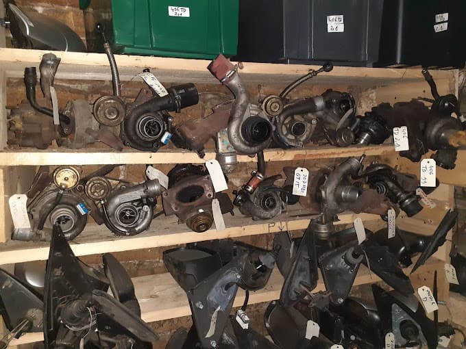 Vue extérieure du centre VHU agréé Demauto à RANDEVILLERS (Doubs)