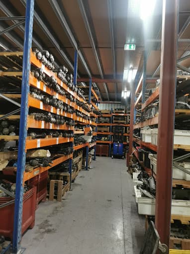 Parc de véhicules hors d'usage chez DEUTSCH CAR 27 LECLERC, centre agréé à NASSANDRES SUR RISLE