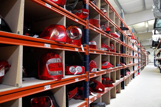 Parc de véhicules hors d'usage chez Surplus Autos Gaillac, centre agréé à GAILLAC