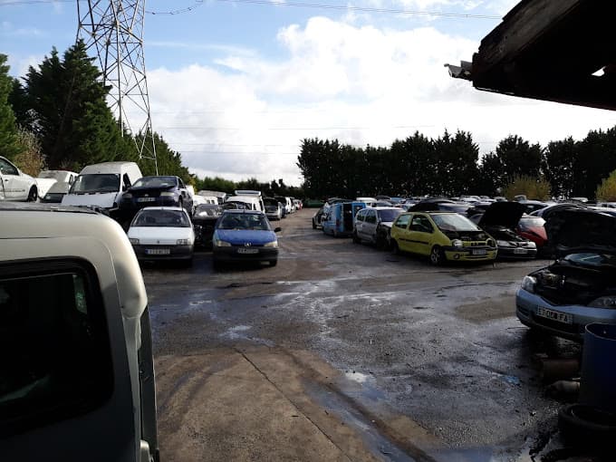 Tresses Récupération Auto à TRESSES — Photo 4 du centre VHU agréé Gironde