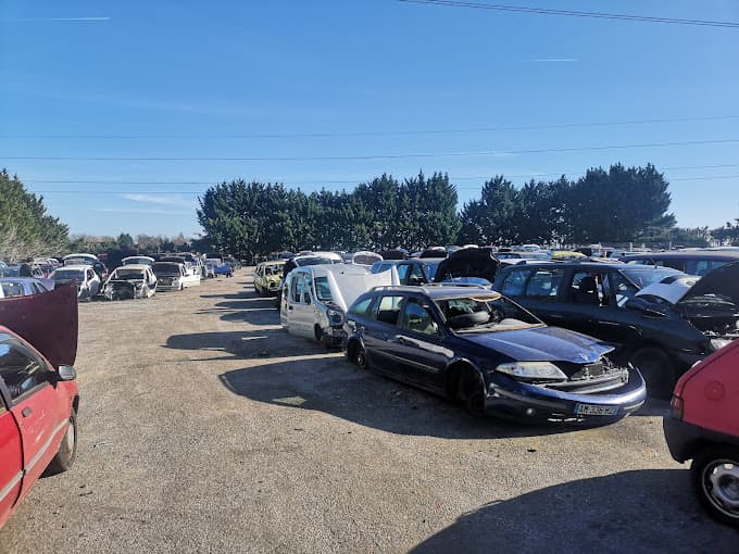 Tresses Récupération Auto à TRESSES — Photo 5 du centre VHU agréé Gironde