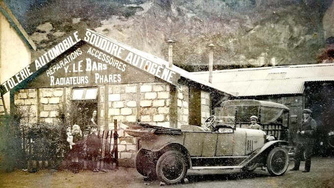 Vue extérieure du centre VHU agréé Auto Pièces 35 à LA MEZIERE (Ille-et-Vilaine)