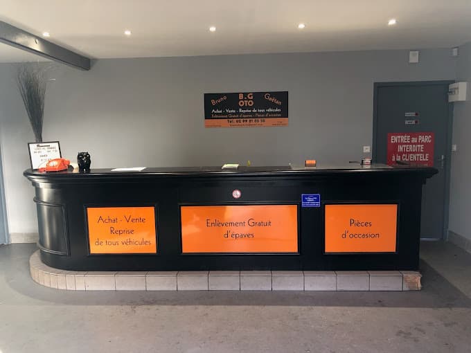 Vue extérieure du centre VHU agréé BRUNO OTO (B.G OTO) à SAINT-MALO (Ille-et-Vilaine)