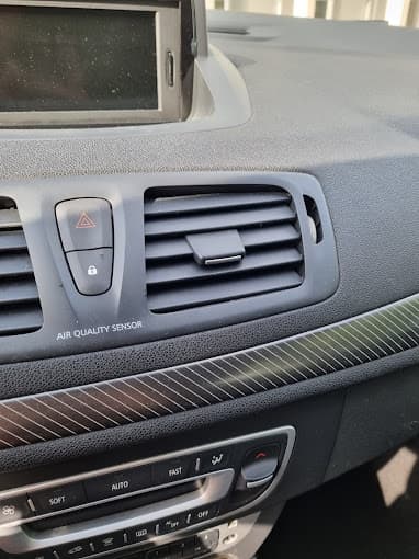 Auto Beuscher à CHATEAUBOURG — Photo 3 du centre VHU agréé Ille-et-Vilaine