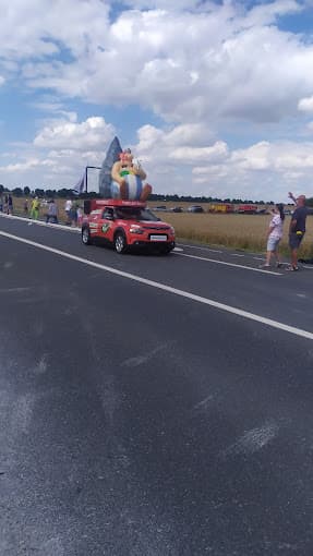 Parc de véhicules hors d'usage chez Casse Auto Bayard, centre agréé à DEOLS