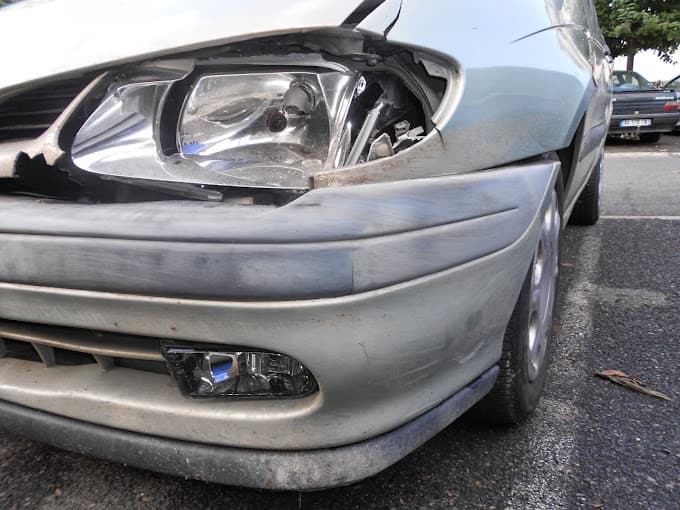 Parc de véhicules hors d'usage chez Autos Richelieu, centre agréé à RICHELIEU