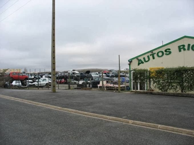 Autos Richelieu à RICHELIEU — Photo 4 du centre VHU agréé Indre-et-Loire