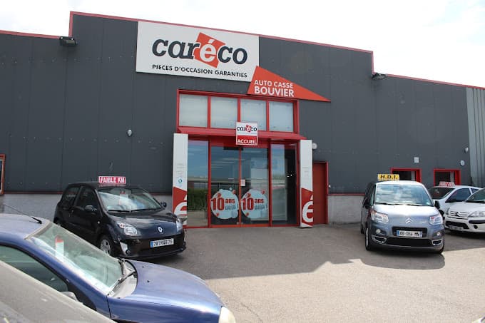 Vue extérieure du centre VHU agréé Autocasse Bouvier Caréco à CESSIEU (Isère)