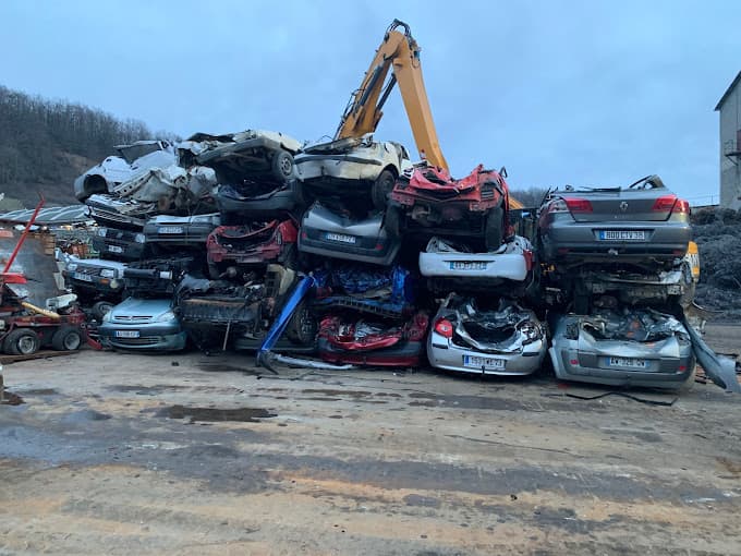 Guyonnet Récupération à SAINT-VICTOR-DE-CESSIEU — Photo 3 du centre VHU agréé Isère