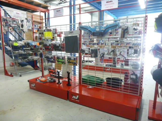 LP Moto à ROCHETOIRIN — Photo 4 du centre VHU agréé Isère