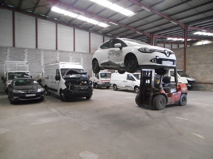 Autoloyd à SAINT MARTIN D'HERES — Photo 3 du centre VHU agréé Isère