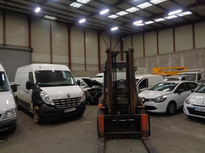 Autoloyd à SAINT MARTIN D'HERES — Photo 5 du centre VHU agréé Isère