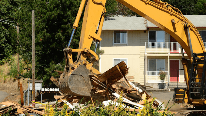 Vue extérieure du centre VHU agréé Grut Jean-Louis Sarl à EQUEVILLON (Jura)