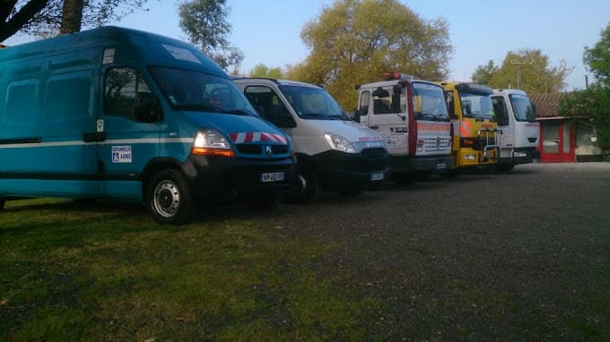 SAS Garage Bordelais et Fils à LIPOSTHEY — Photo 3 du centre VHU agréé Landes