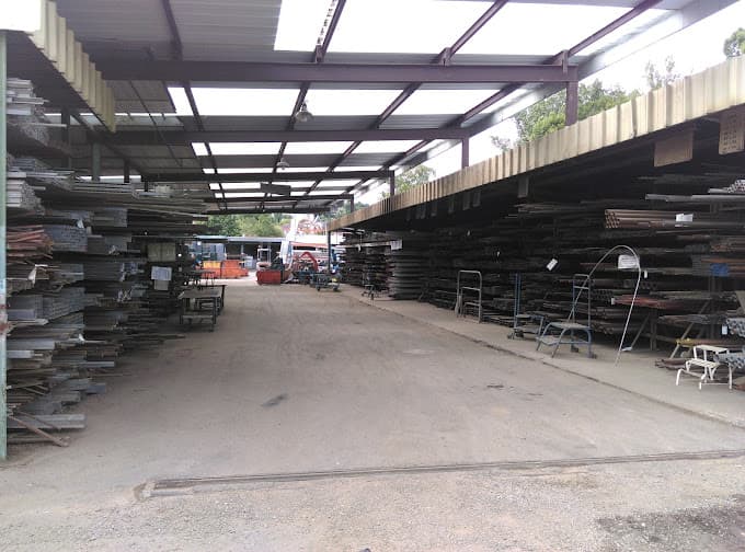 Hugonenc Negoce à BAGNAC-SUR-CELE — Photo 3 du centre VHU agréé Lot