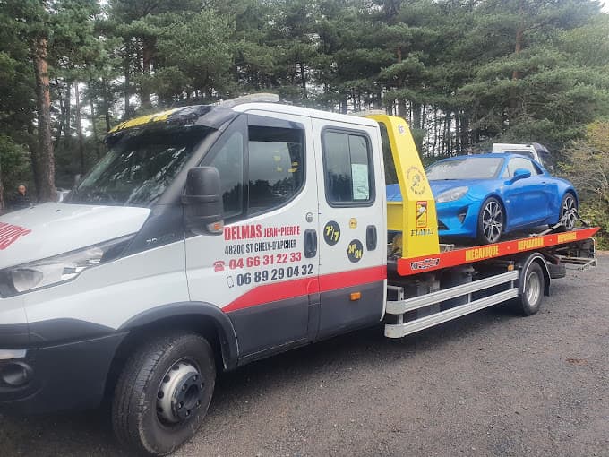 Vue extérieure du centre VHU agréé Allo Récup Autos à SAINT CHELY D'APCHER (Lozère)