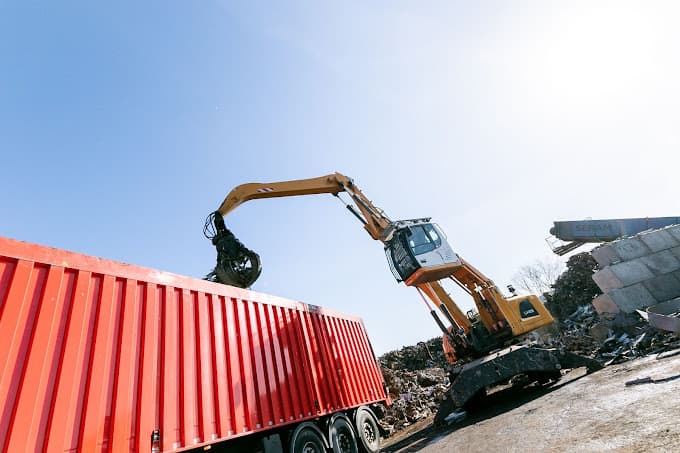 Parc de véhicules hors d'usage chez BRUHAT Georges SAS, centre agréé à VITRY-LE-FRANCOIS