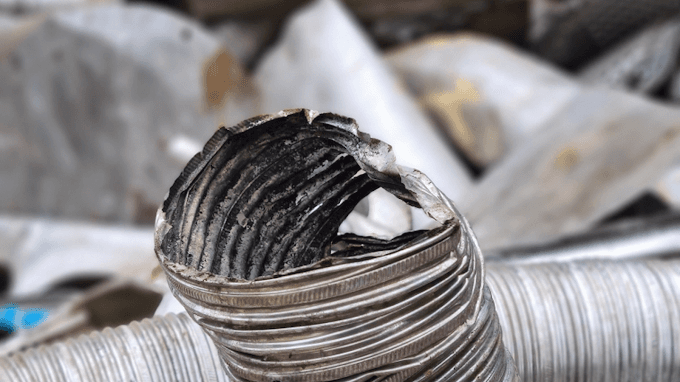 Vue extérieure du centre VHU agréé Del Francis SAS à CHAUVONCOURT (Meuse)