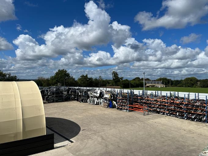 TILT AUTO 56 à CLEGUER — Photo 5 du centre VHU agréé Morbihan