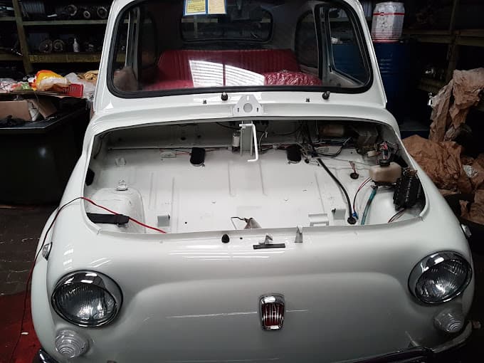 Parc de véhicules hors d'usage chez Central Autos Schoeneck, centre agréé à SCHOENECK