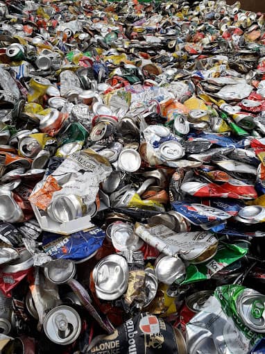 DERICHEBOURG ENVIRONNEMENT ESKA à JOUY-AUX-ARCHES — Photo 3 du centre VHU agréé Moselle