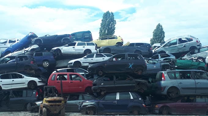 Vue extérieure du centre VHU agréé Auto Yutz à YUTZ (Moselle)