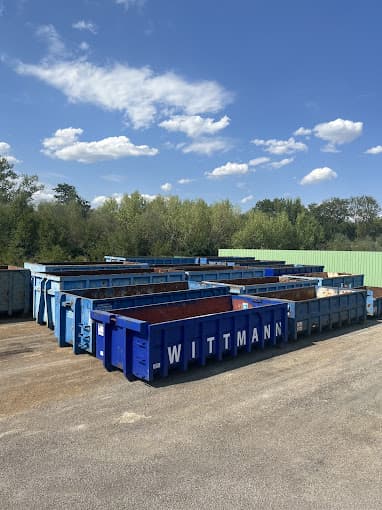 Parc de véhicules hors d'usage chez Wittmann, centre agréé à FLORANGE