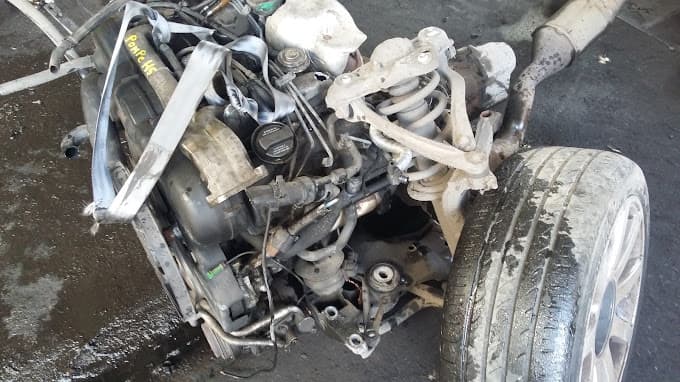 Parc de véhicules hors d'usage chez Auto Stock Pièces, centre agréé à DENAIN