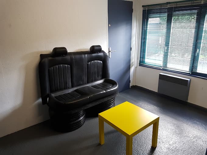 Vue extérieure du centre VHU agréé Géronimo Pièces Auto à HALLUIN (Nord)